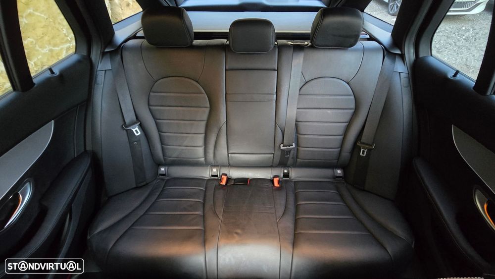 Mercedes-Benz C 200 - 52