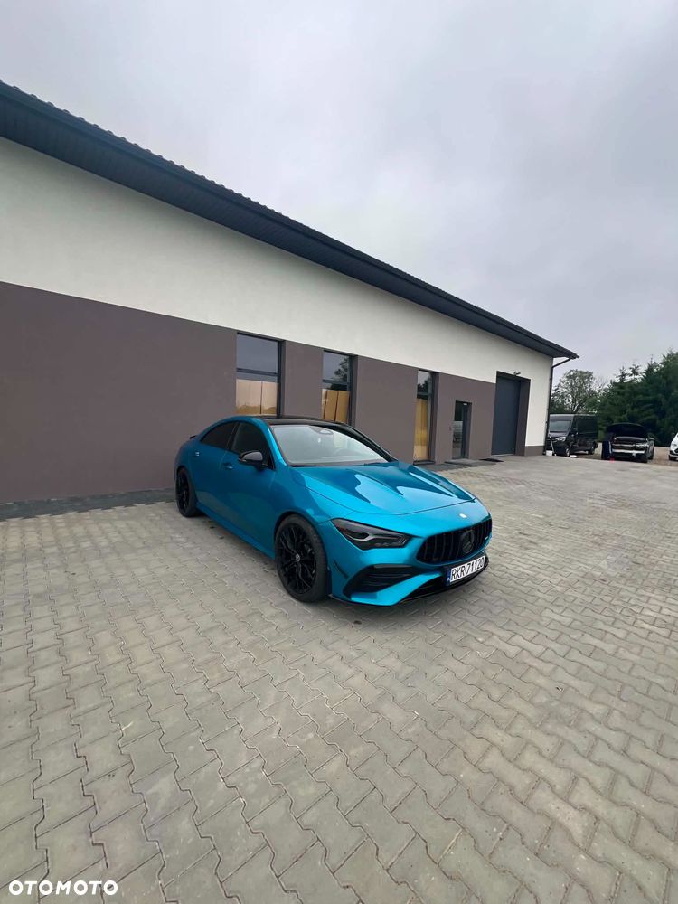 Mercedes-Benz CLA - 2