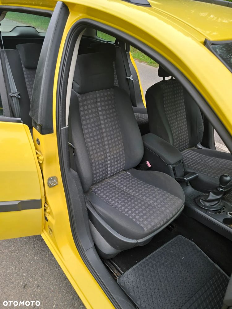 Renault Megane 1.9 dCi Alize - 23