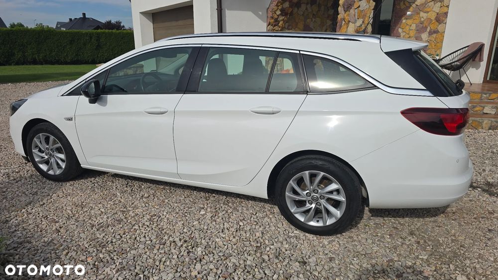 Opel Astra 1.2 T Elegance S&S - 15