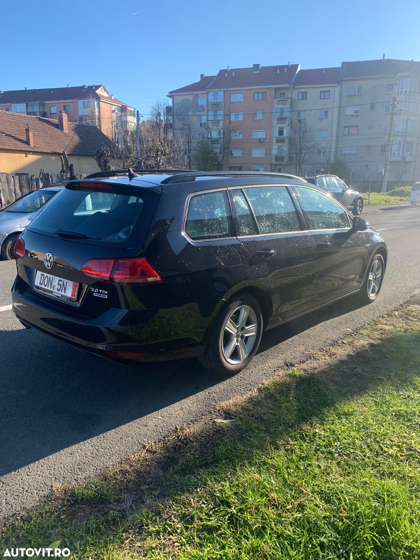 Volkswagen Golf 2.0 BlueTDI Highline - 5