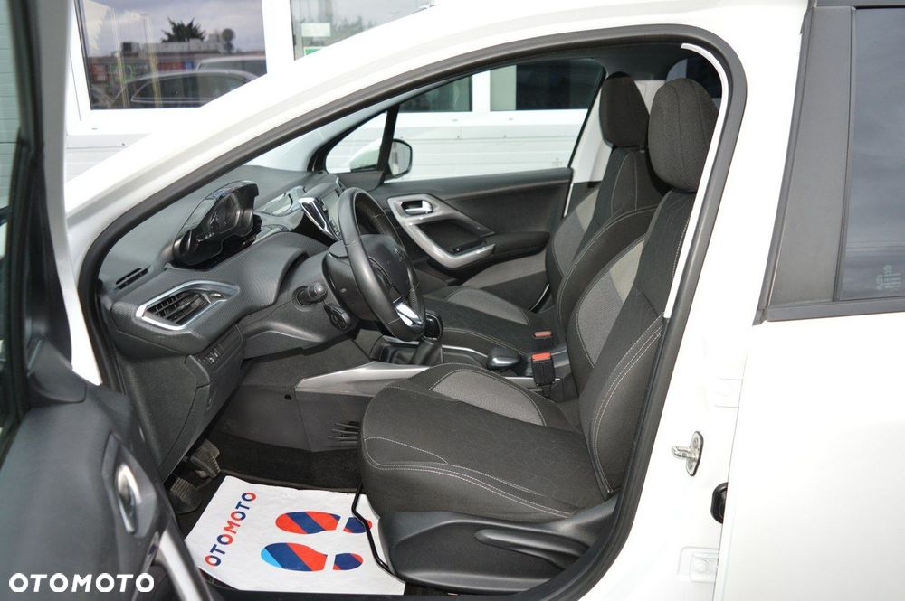 Peugeot 2008 1.2 Pure Tech Access - 20