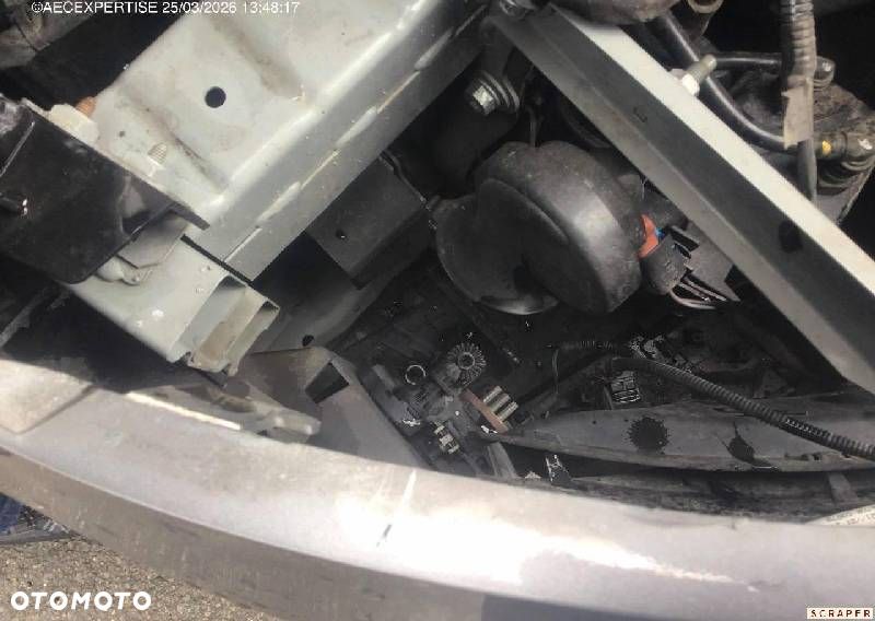 Renault Grand Scenic Gr 1.3 TCe FAP Intens EDC - 4