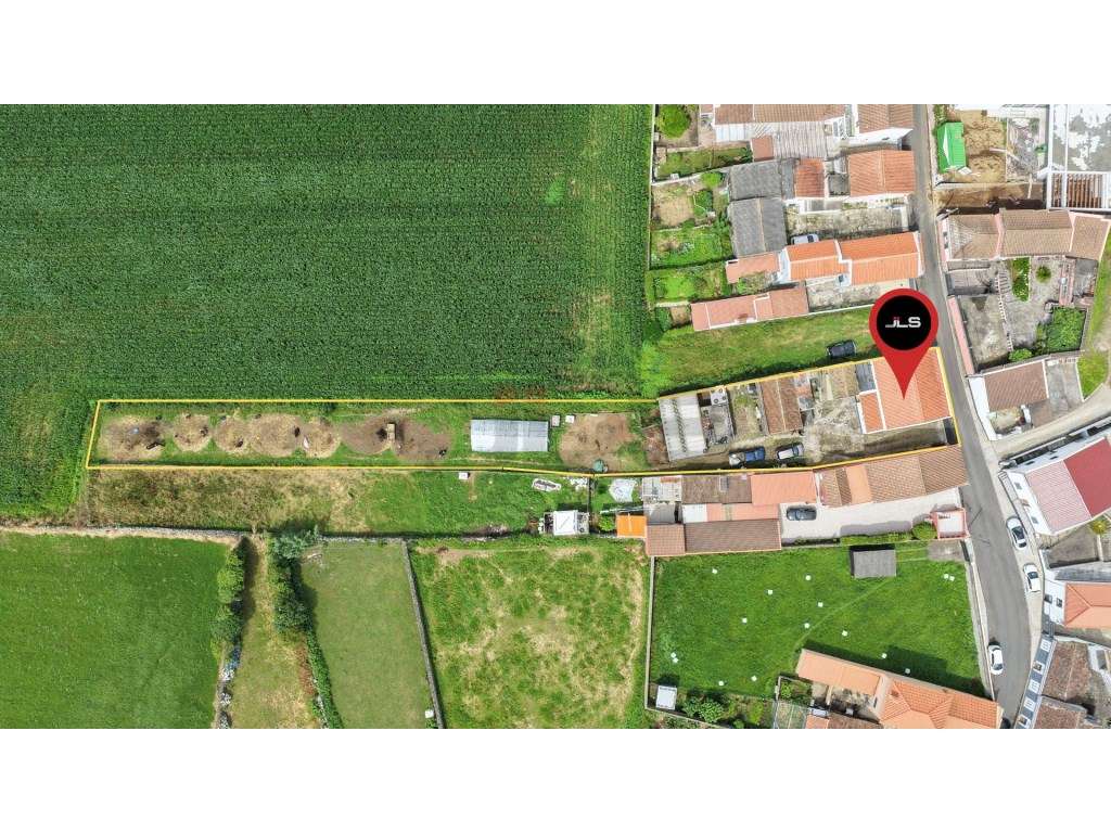 Moradia T3 com Terreno de 1.180 m² - Potencial de Investimento nos ... - Grande imagem: 2/28