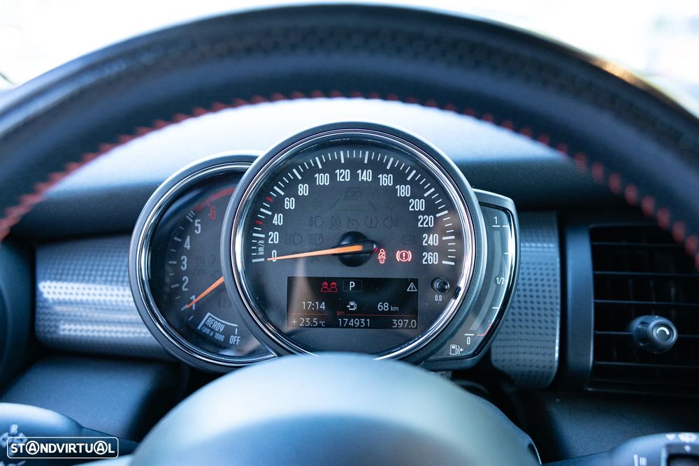 MINI 3 Portas Cooper D Aut. - 12