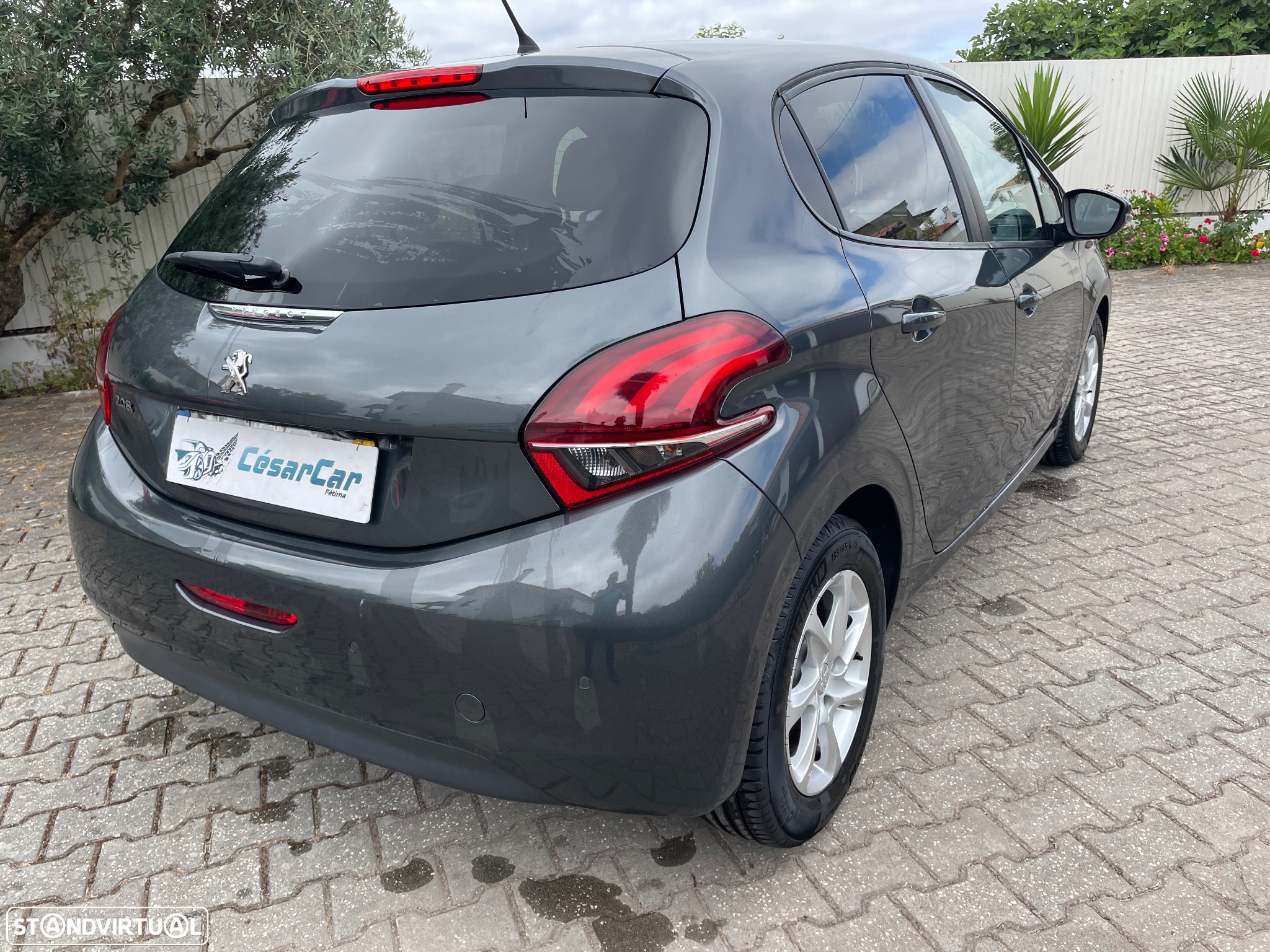 Peugeot 208 1.2 VTi Active - 12