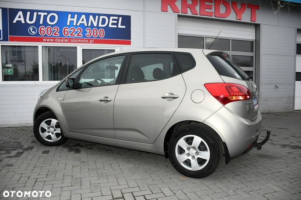 Kia Venga - 13