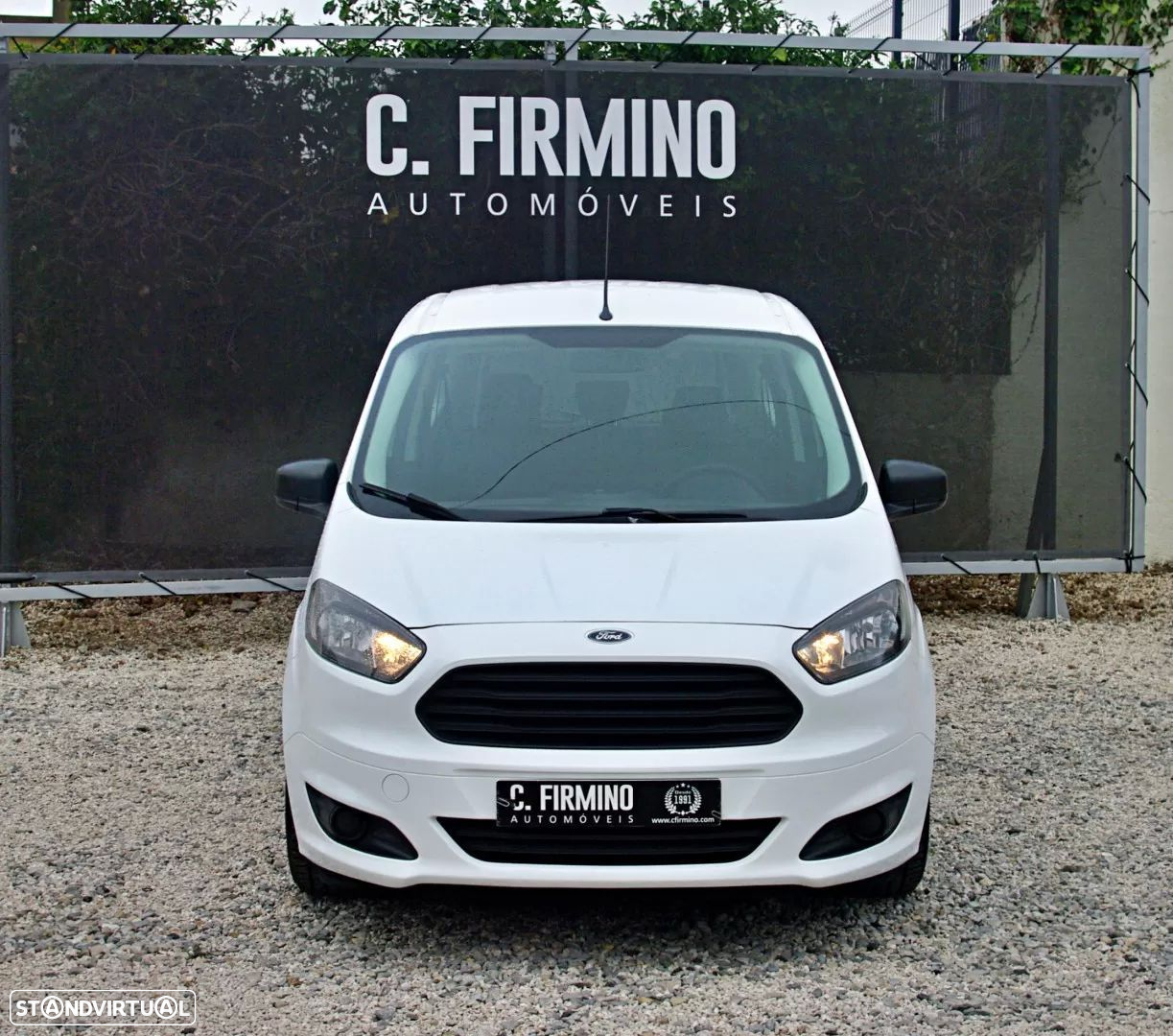 Ford Tourneo Courier 1.5 TDCi Ambiente - 3