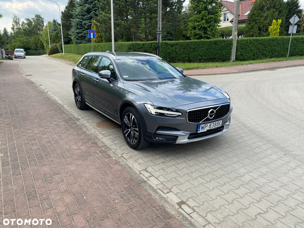 Volvo V90 Cross Country D5 AWD Pro - 3