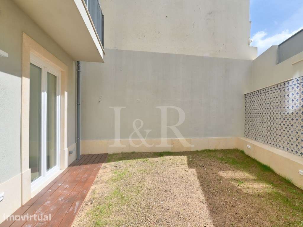 Apartamento T1 com pátio exterior junto ao Marquês Pombal, Lisboa - Grande imagem: 3/39