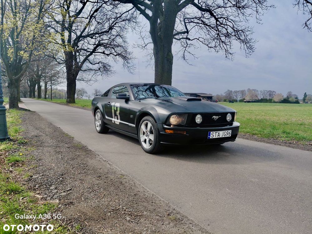Ford Mustang - 3
