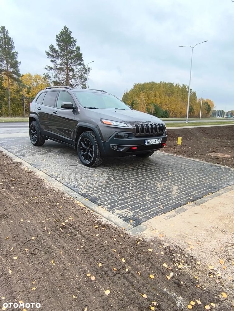 Jeep Cherokee 2017 photo 3