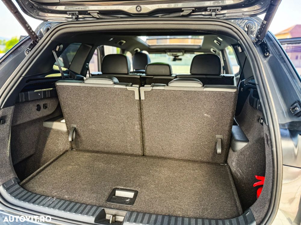 Volkswagen Tayron 2.0 TDI 4Motion DSG Elegance - 28