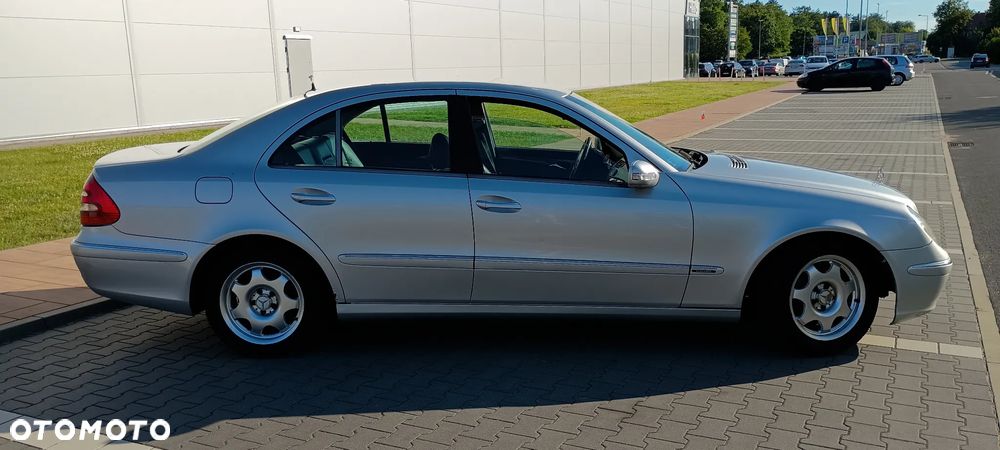 Mercedes-Benz Klasa E - 4