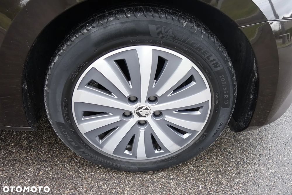 Skoda Superb 2.0 TDI SCR Style DSG - 10