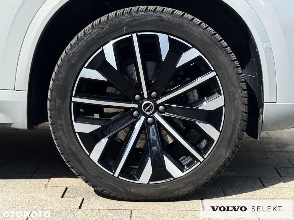 Volvo XC 90 - 7