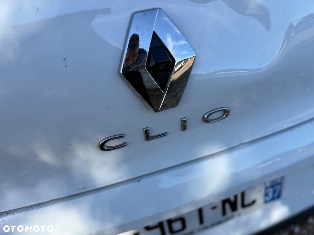 Renault Clio - 27