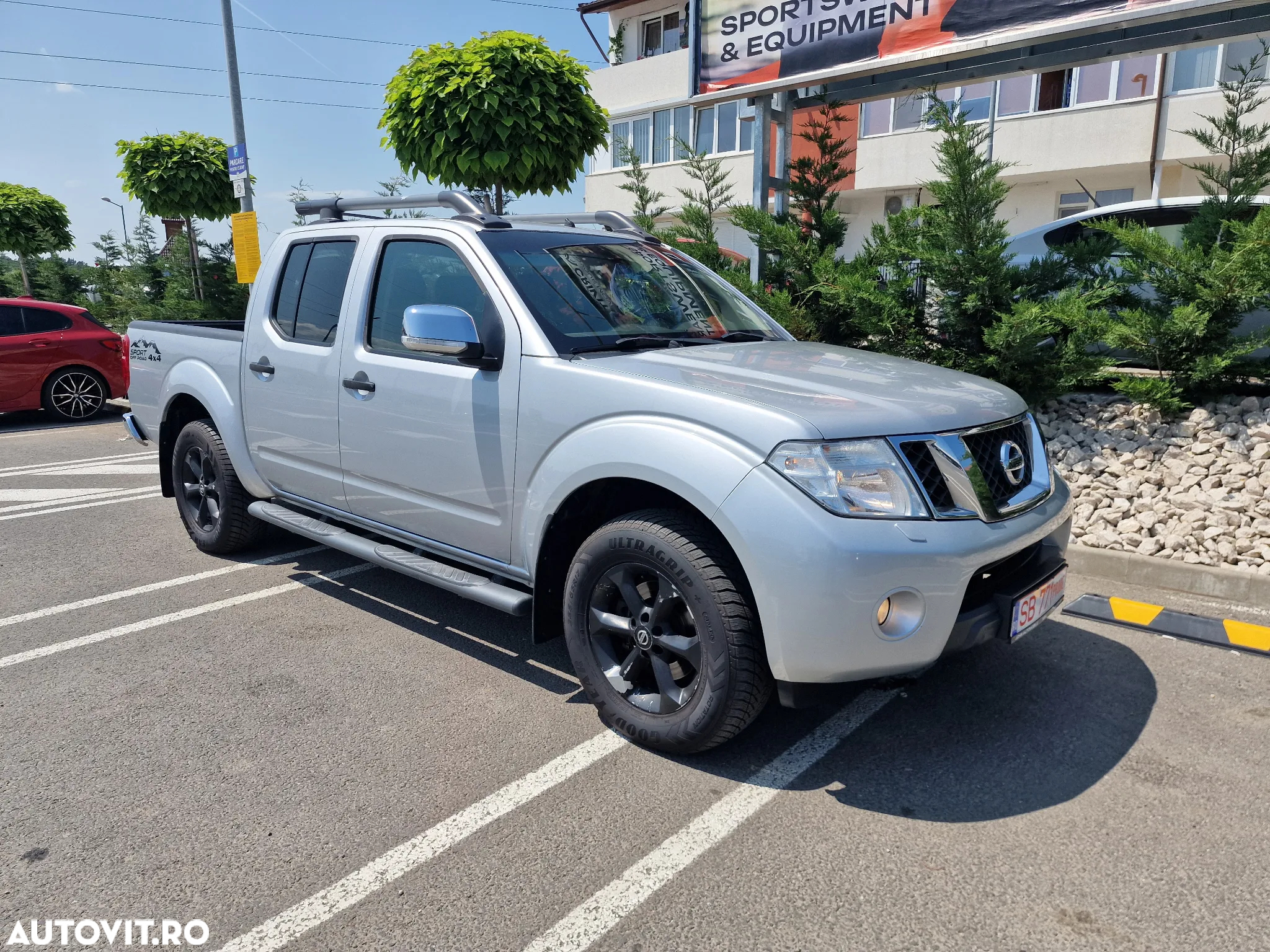 Nissan Navara 2.5 dCi DPF 4X4 Double Cab LE Plus Aut. - 23