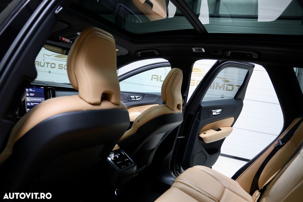 Volvo XC 60 D5 AWD Geartronic Inscription - 28