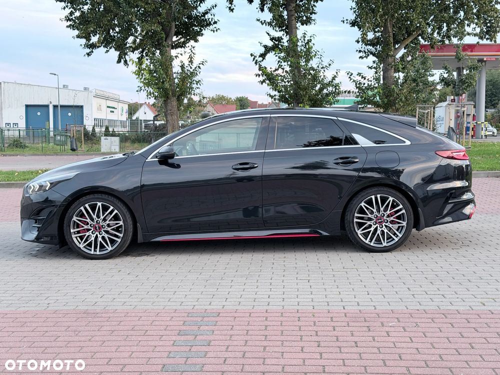 Kia ProCeed 1.6 T-GDI GT DCT - 9