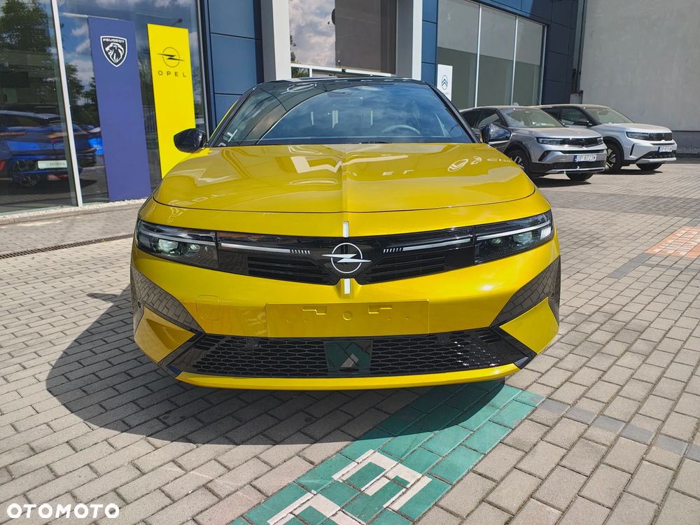 Opel Astra 1.2 T mHEV Ultimate S&S eDTC - 3