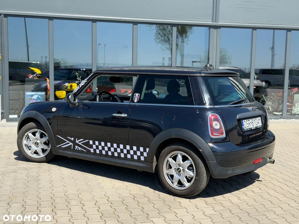 MINI ONE - 5