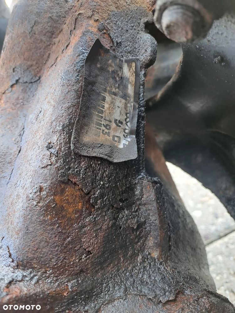 Toyota Rav 4 II 5D 4WD 4x4 2.0 benzyna belka tylna kompletna tylny most i inne - 15