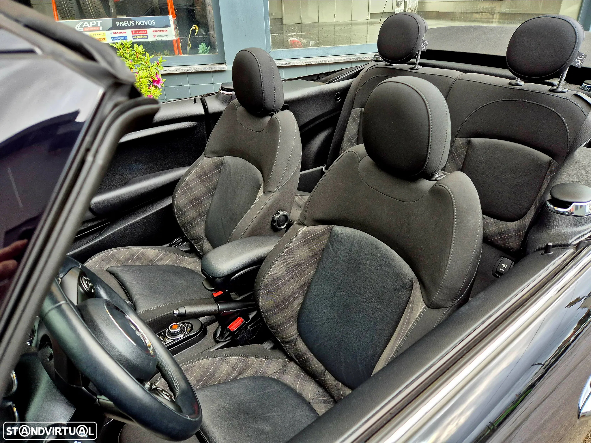 MINI Cabrio Cooper - 27