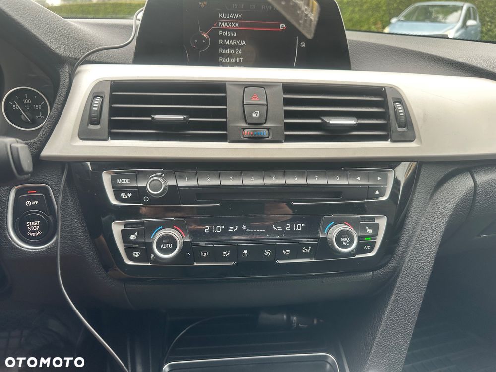BMW Seria 3 320d Efficient Dynamics Edition Blue Perf Luxury Line - 8