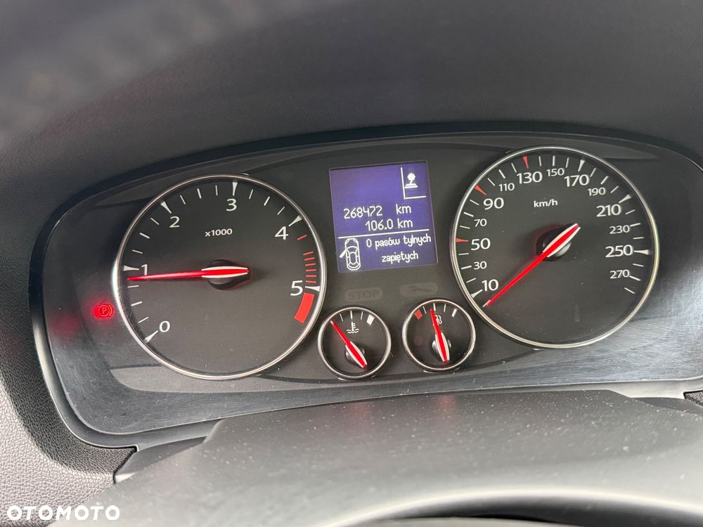 Renault Laguna 2.0 dCi Initiale - 11