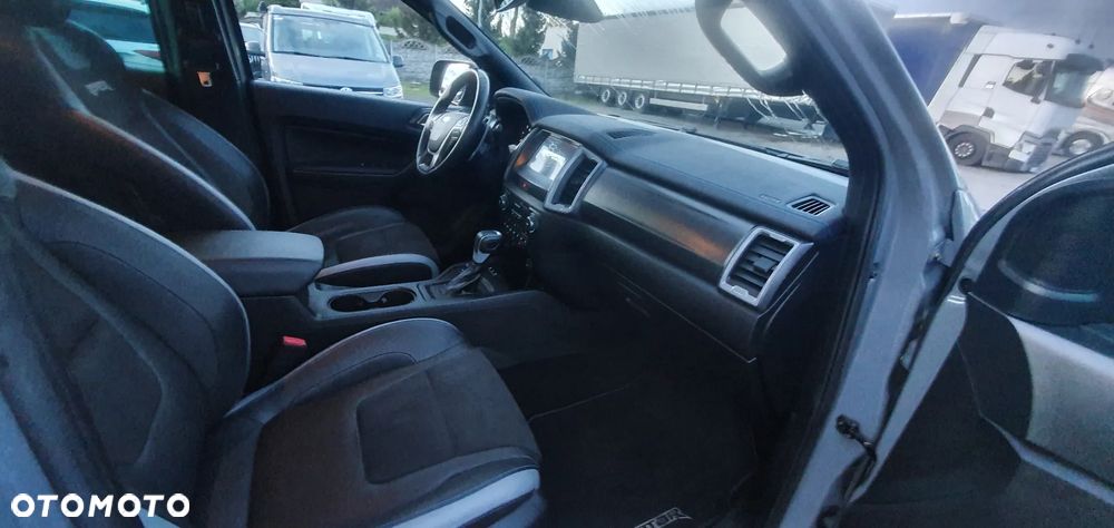 Ford Ranger Raptor - 17