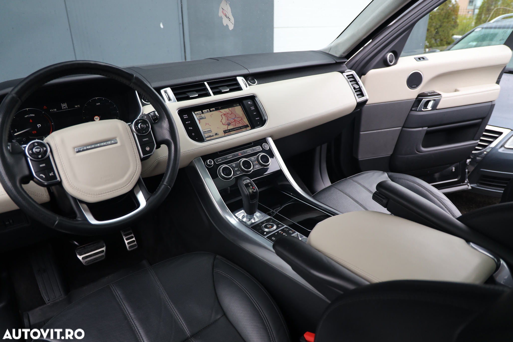 Land Rover Range Rover Sport 3.0 I SDV6 HSE - 11