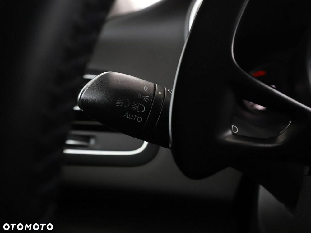 Renault Megane ENERGY TCe 205 EDC GT - 35