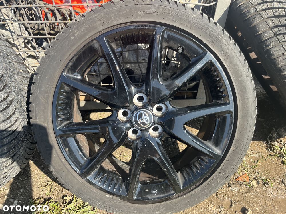 Koła felgi aluminiowe Toyota Yaris IV - 14