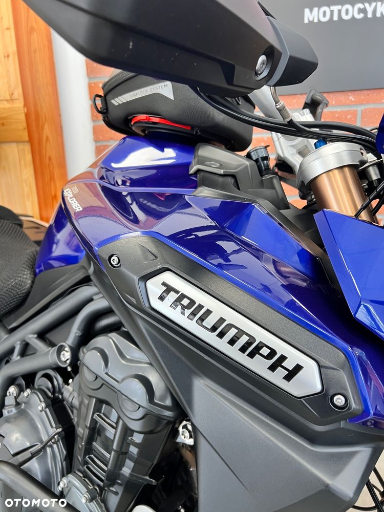 Triumph Tiger - 15