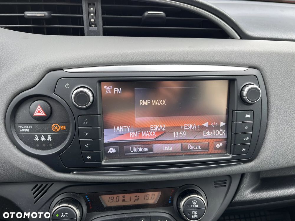 Toyota Yaris 1.33 Premium - 20