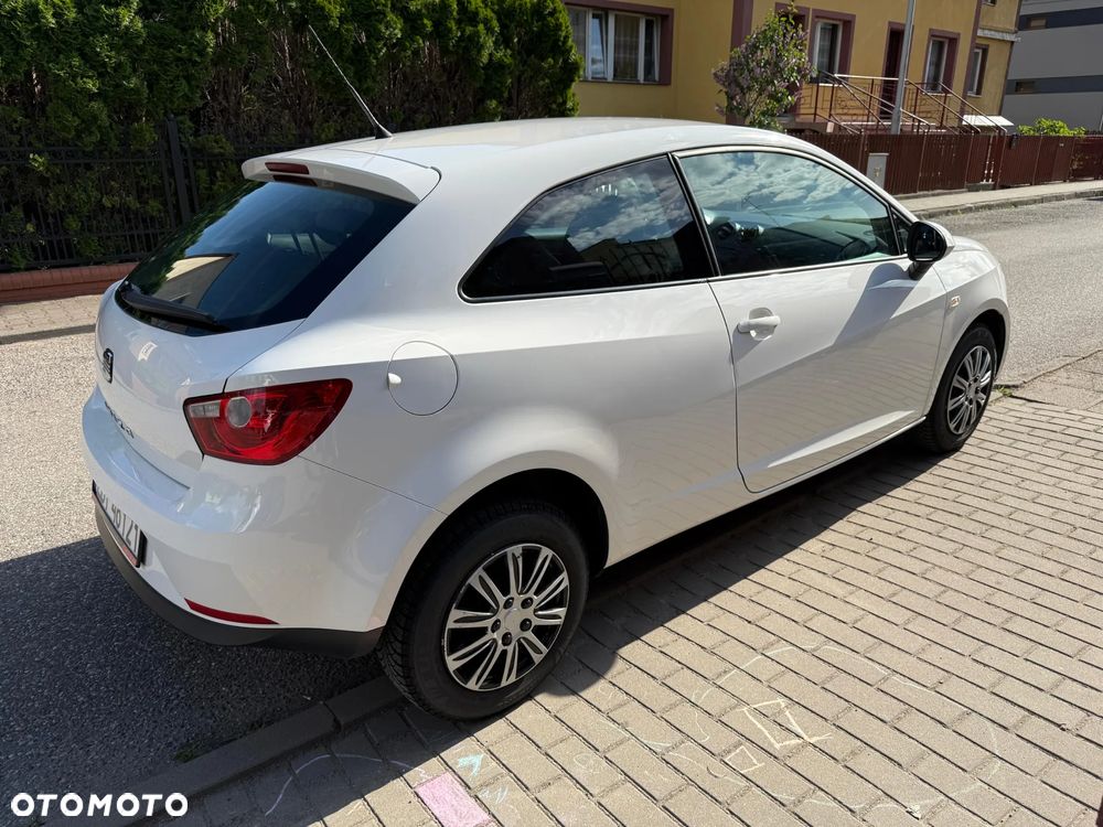 Seat Ibiza SC 1.4 16V Style - 4