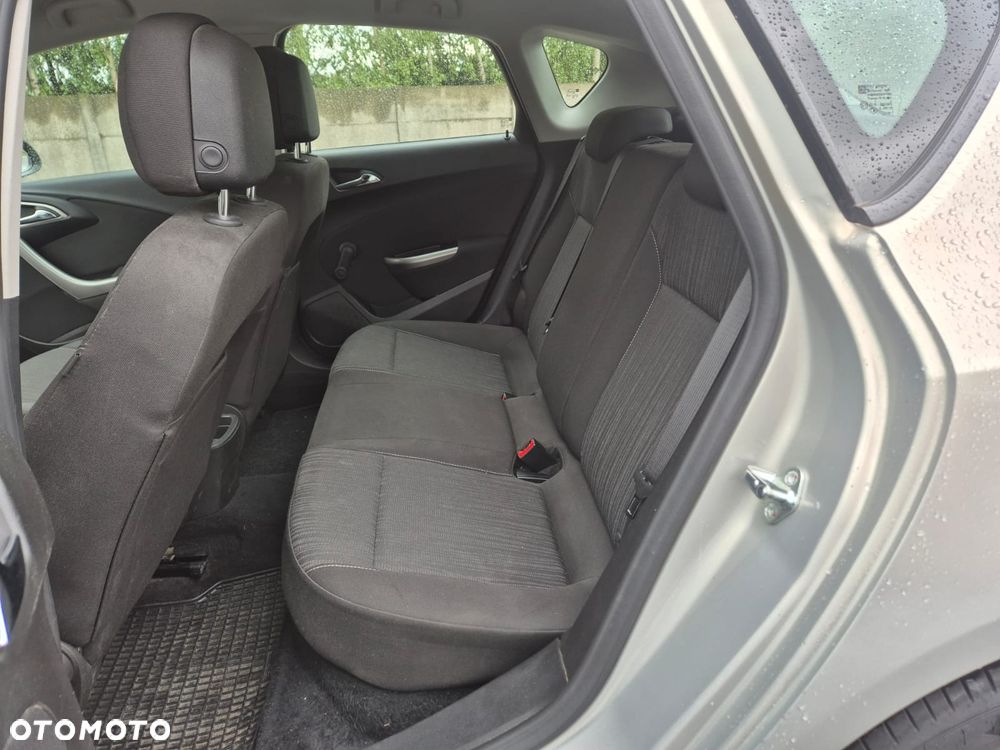 Opel Astra - 16