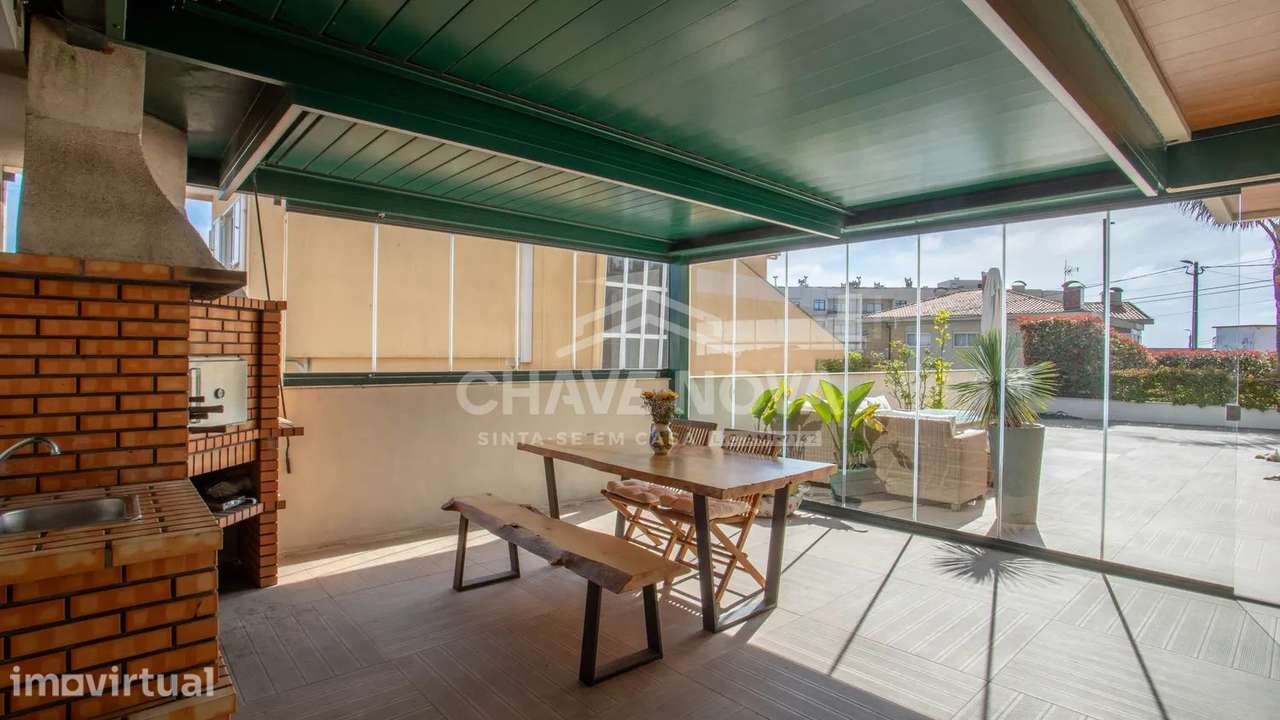 Moradia T4 com Vista Mar em São Félix da Marinha - Grande imagem: 4/34