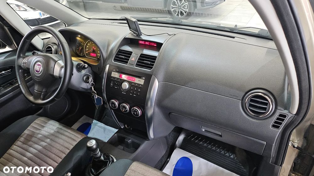Fiat Sedici 1.9 Multijet 4x4 Emotion - 32