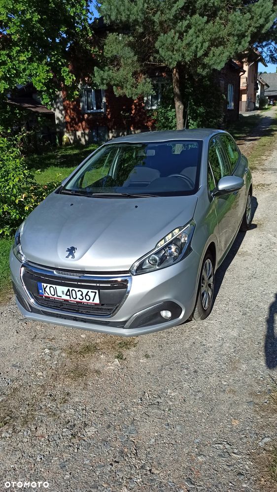 Peugeot 208 - 3