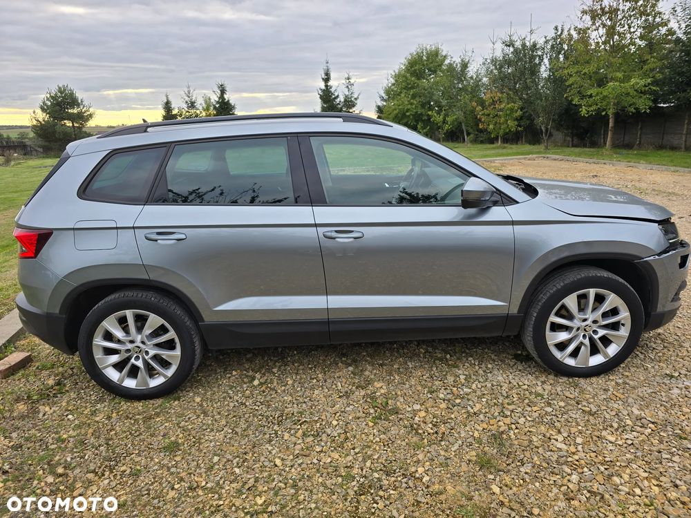 Skoda Karoq 2.0 TDI SCR 4x4 DSG Sportline - 8