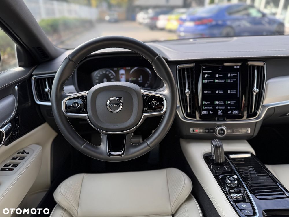 Volvo S90 - 12