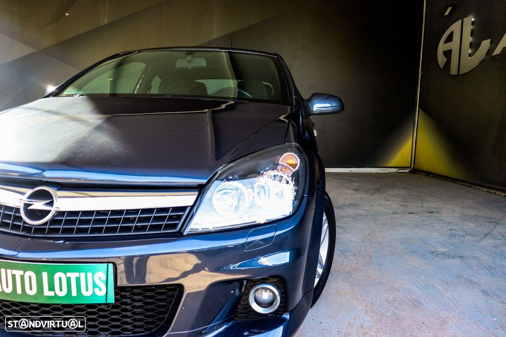 Opel Astra GTC 1.9 CDTI - 8