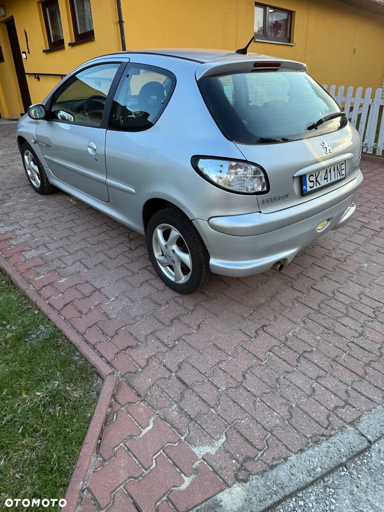 Peugeot 206 1.6 Quiksilver - 4