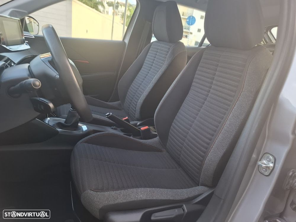 Peugeot 208 1.2 PureTech Active Pack - 31