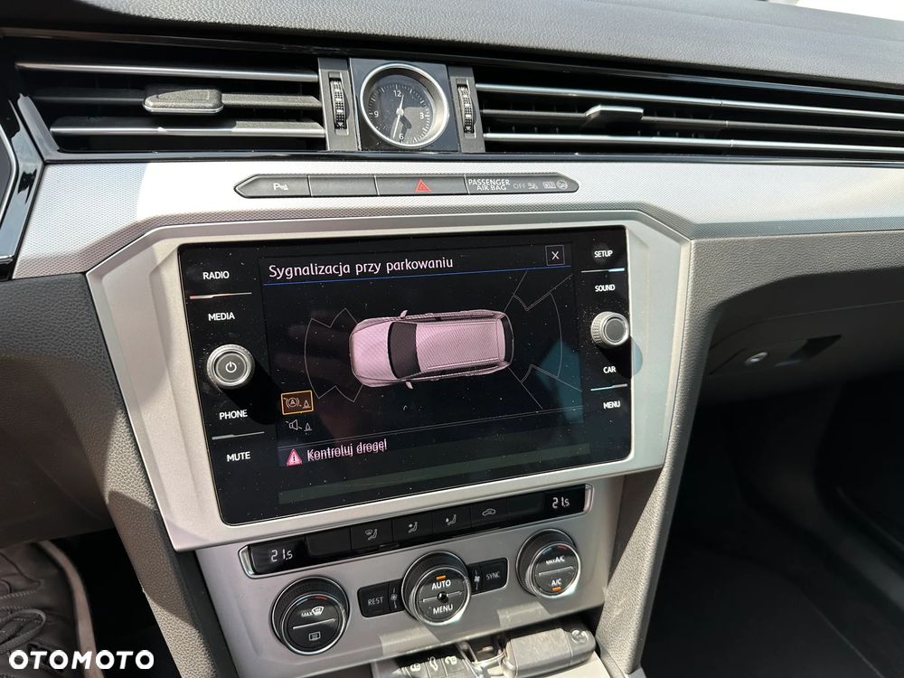 Volkswagen Passat Variant - 13
