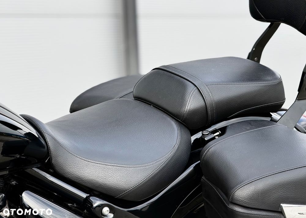 Suzuki Boulevard - 37