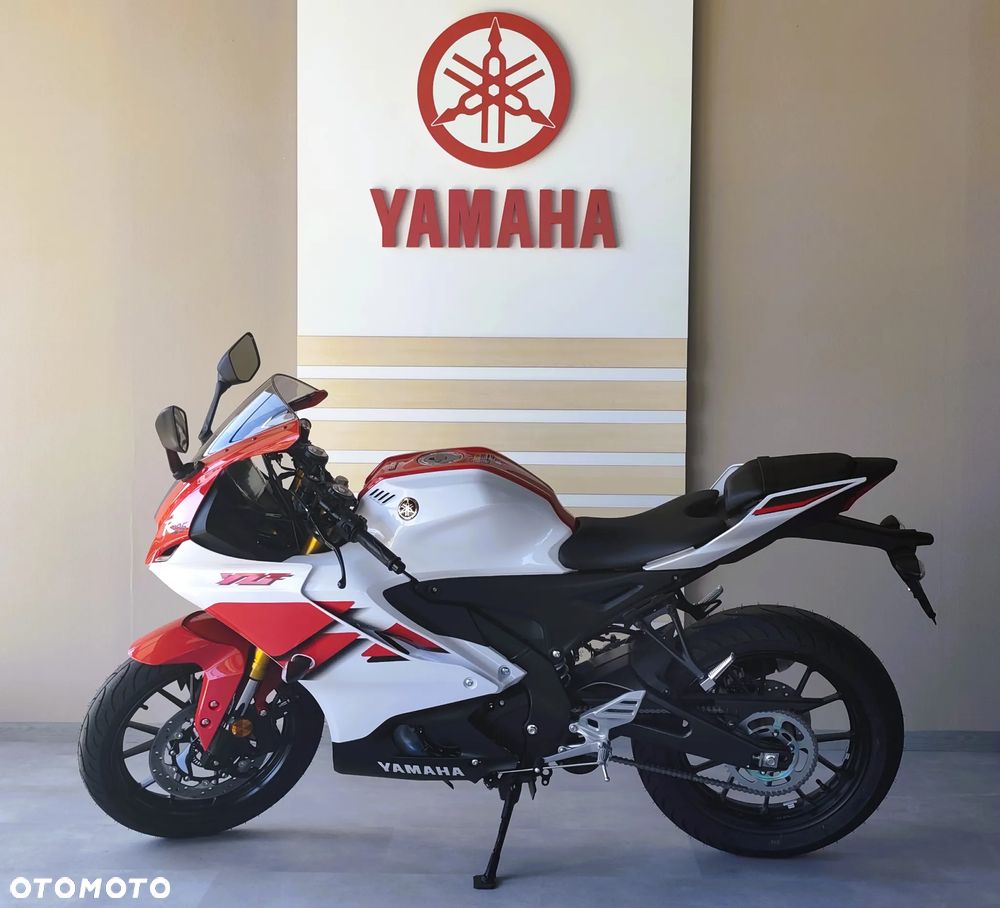 Yamaha YZF - 1