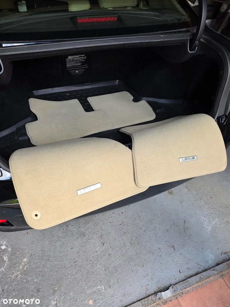 Lexus IS 220 D Comfort - 16